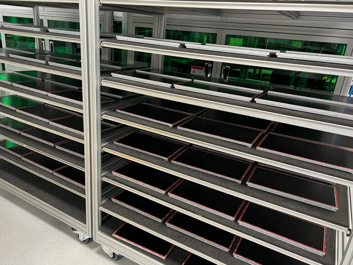 ISO-7 Reinraum – Touch-Lamination und Prozessanlagen