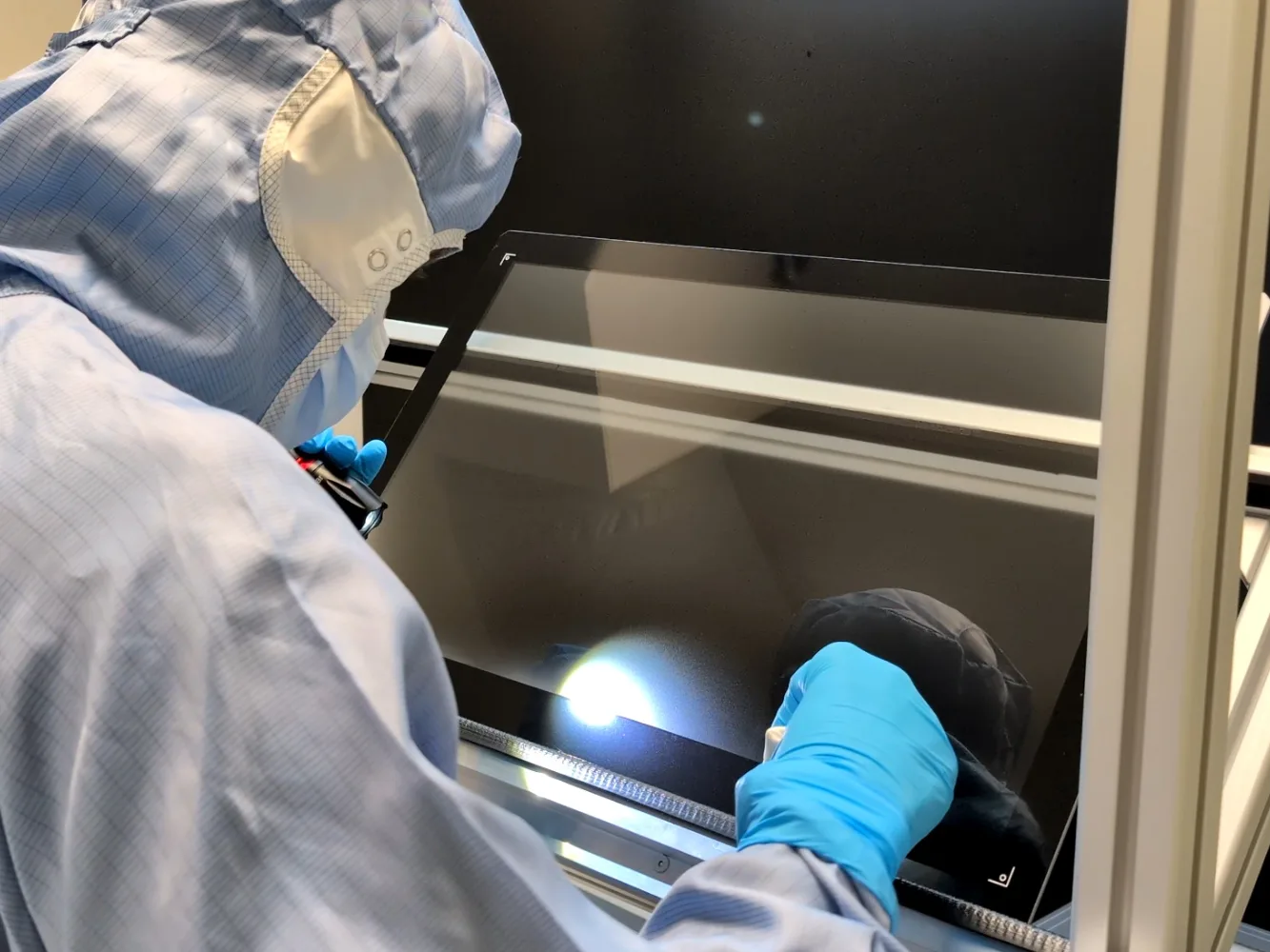 Touch-Lamination / Reinraum